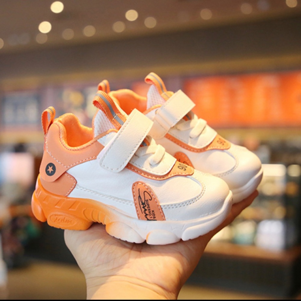 Kid’s shoes